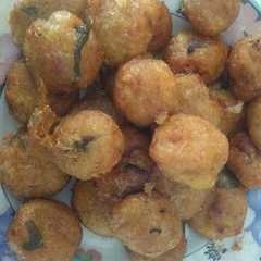 A picture of Perkedel daging/kornet.