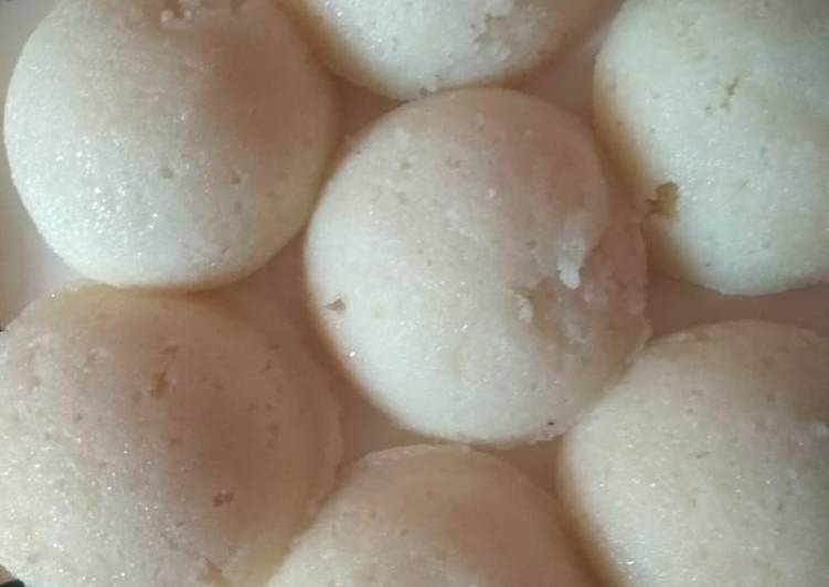 Instant idlis