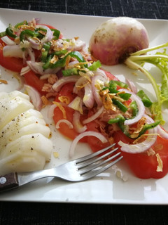 Una foto de Ensalada de tomate con atún - diet