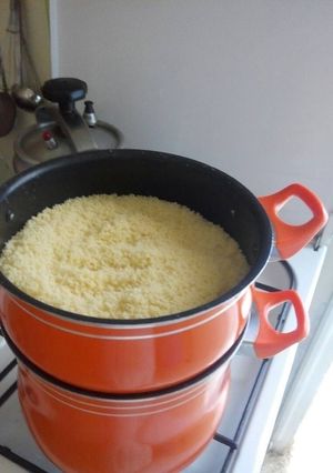 A picture of Couscous with Sauce.