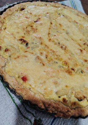 Una foto de Quiche de Pollo Choclo Cebolla 🤤