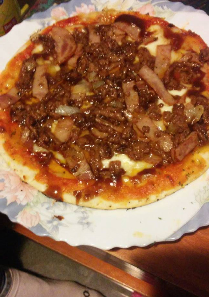 Una foto de Pizza barbacoa casera