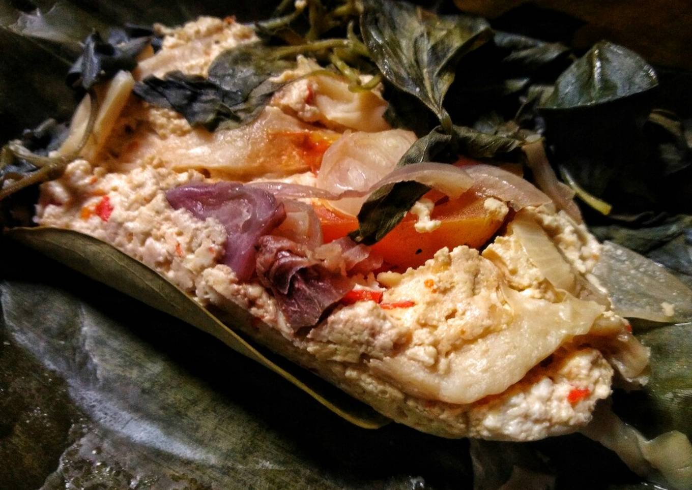 Pepes Tahu dan Jamur