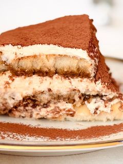Hình của món 💚 Bánh Tiramisu Không Dùng Lòng Trắng Trứng.