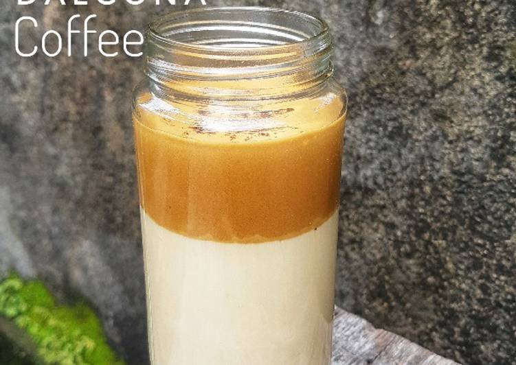 Langkah Mudah untuk Menyiapkan Pumpkin Dalgona Coffee, Enak