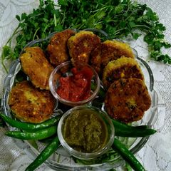 A picture of Chane ki dal ki tikki.
