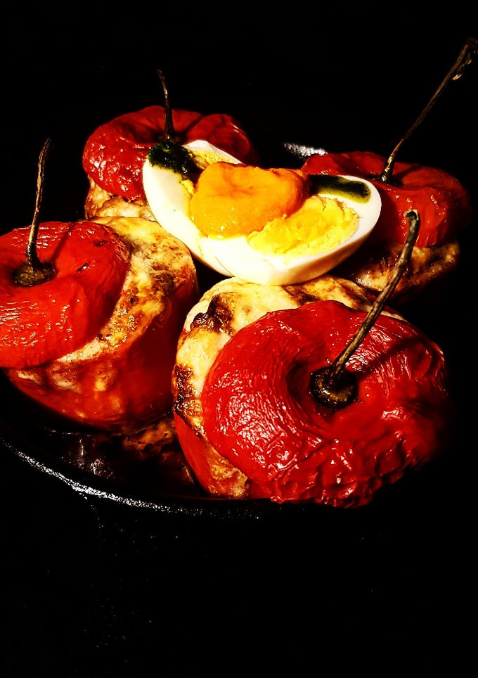 Una foto de Rocotos Rellenos Cetogénicos (Keto)