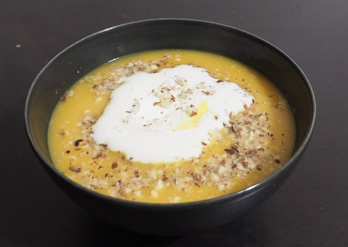 Velouté de butternut à la noisette