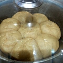 A picture of Whole wheat flour sa buns.