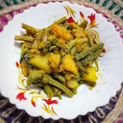 A picture of Kumro Shaaker Chorchori.