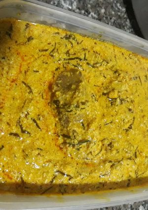 A picture of Egusi soup with uziza.