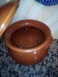 صورة لوصفة شوربة فريك في قدرة الطين
