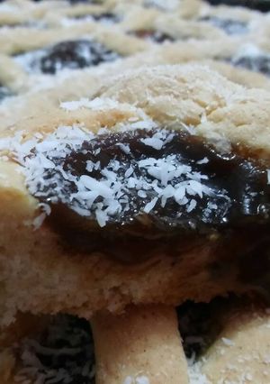 Una foto de Pastafrola de batata con chocolate