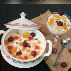 A picture of Fruits n dry fruits cocktail Raita.