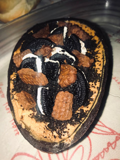 Una foto de Huevos de Pascua rellenos con chocotorta🥚