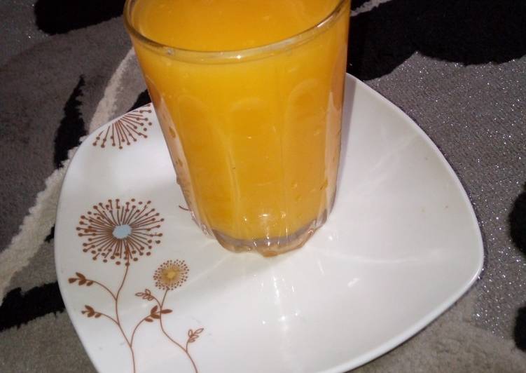Mango and ginger juice