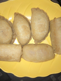 A picture of Fried Meat pie/roll.