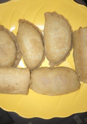 A picture of Fried Meat pie/roll.