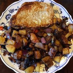 California Farm Panfried Pineapple Porkchop A picture of California Farm Panfried Pineapple Porkchop.