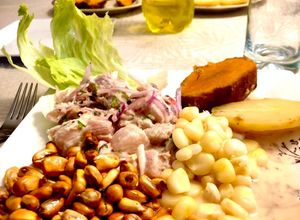 Una foto de Ceviche a la peruana