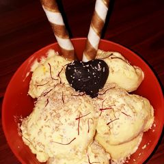 A picture of Mango Icecream.
