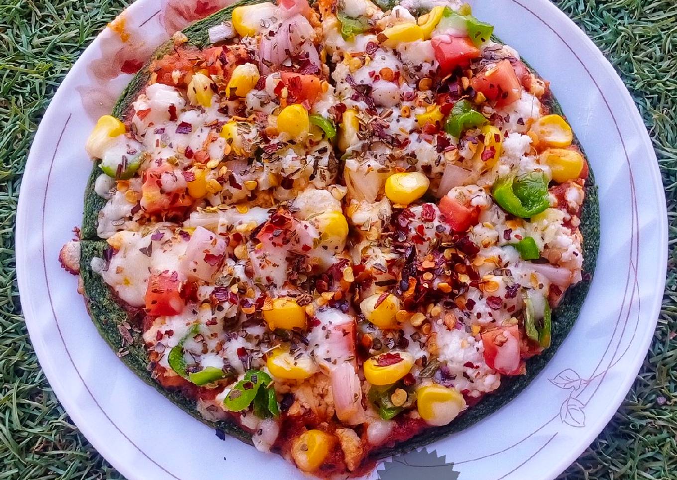 Besan palak pudla pizza