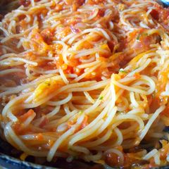 Stir fry Spaghetti with marinara sauce A picture of Stir fry Spaghetti with marinara sauce.