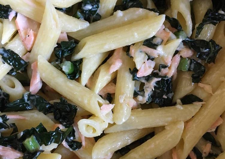 Easiest Way to Prepare Recipe of Garlic Butter Salmon and Cavalo Nero Pasta