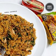 A picture of Spinach indomie.