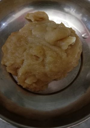 A picture of Atte ka parshad.