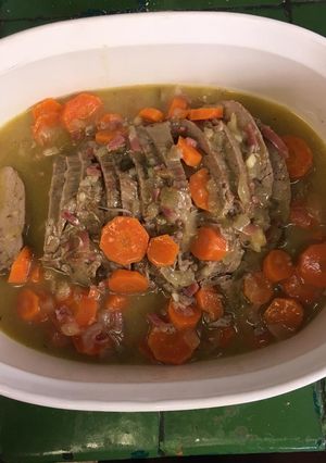 Una foto de Filete bourguignon al vino blanco