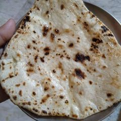 A picture of Naan roti.