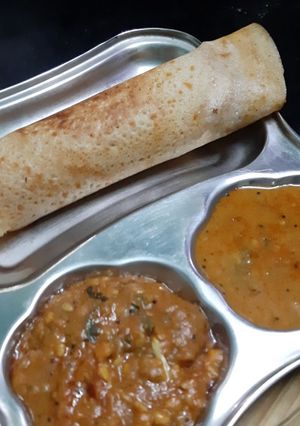 મૈસુર ઢોસા વિથ મૈસુર ભાજી (Mysore Dosa Mysore Bhaji Recipe In Gujarati) રેસીપી મુખ્ય ફોટો