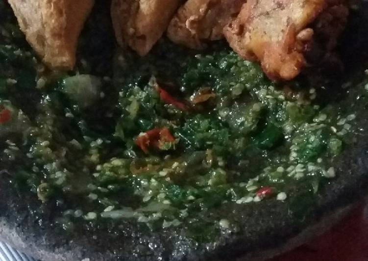 Sambal bawang rawit ijo super pedassss