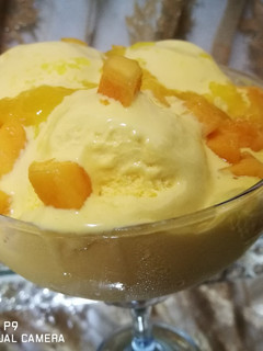 A picture of Mango ice cream.
