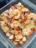 Caramelized garlic butter prawn