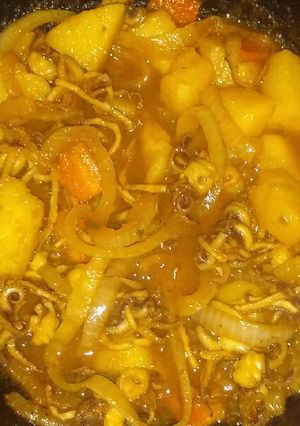Una foto de Arañitas guisadas con papas y zanahoria