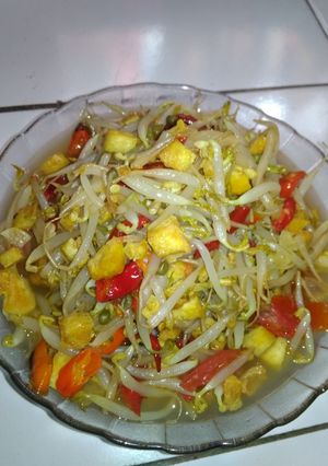 Foto resep Tumis Toge campur tahu🤤