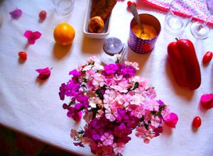 Una foto de Una mesa con amor