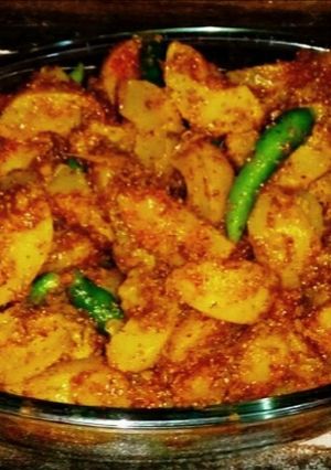 A picture of Amla ki aachar ( gooseberry aachar.