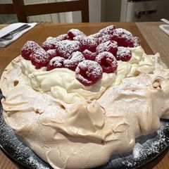 A picture of Pavlova.