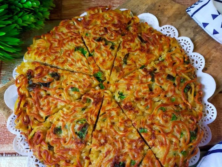 Cara Membuat Pizza Indomie Goreng Ekonomis Untuk Jualan