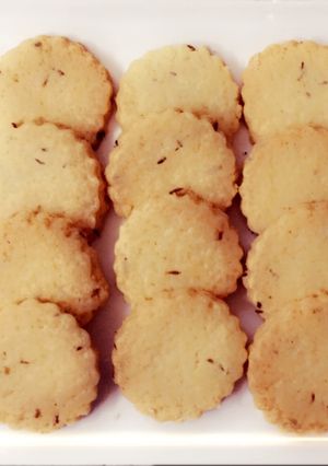 A picture of Zeera Biscuits.