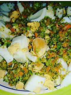 Una foto de Ensalada de brócoli