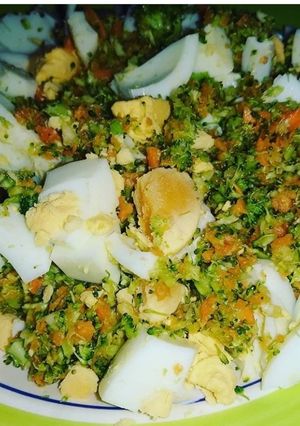 Una foto de Ensalada de brócoli