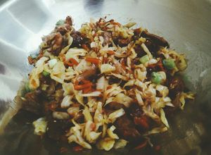 Una foto de Salteado de Ensalada Coleslaw Cetogénico! (LCHF)