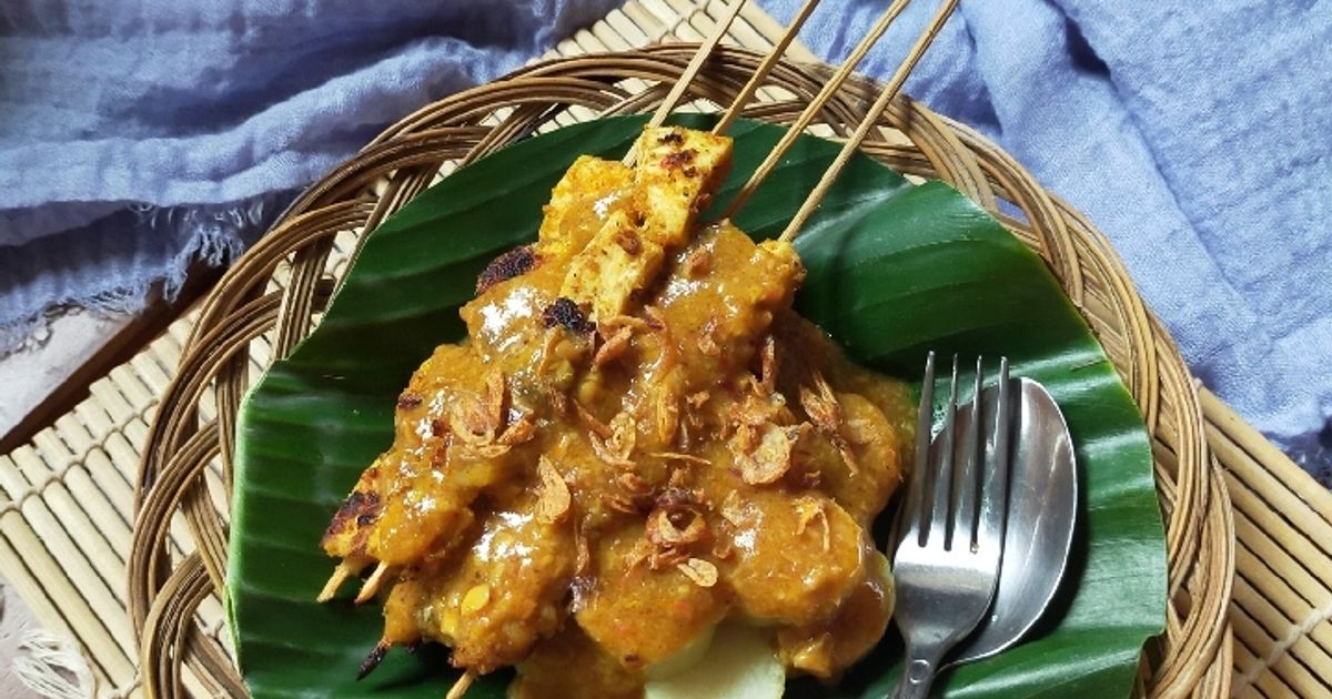Sate Padang khas Sumatera Barat