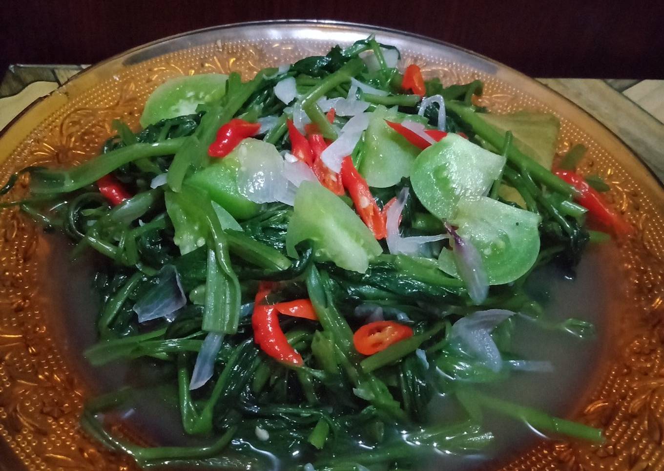 Bayam goreng