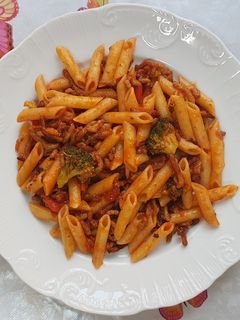 Una foto de Macarrones con brócoli 🥦