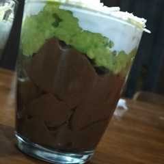 Jelly coklat avocado /DEBM রেসিপির প্রধান ছবি